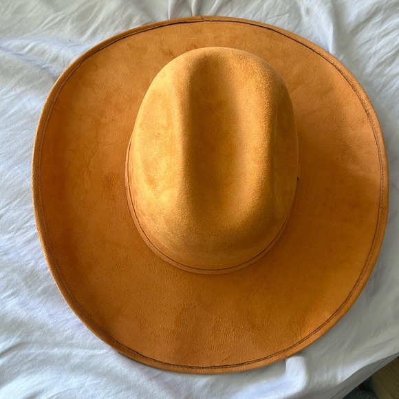 Accessories - Pumpkin colored suede cowboy hat